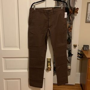 New Banana Republic Men Slim Lived-In Chino Pant Size 31W x 30L Color Rich Earth